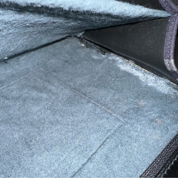 Vintage Burberrys | Nova Check Navy Blue Shoulder Bag - Picture 7 of 7